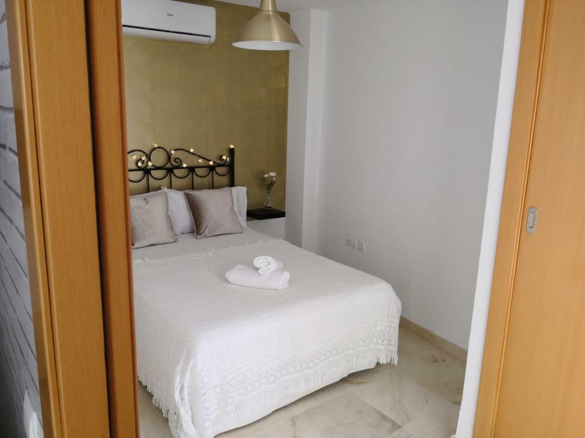 Apartamento La Victoria マラガ エクステリア 写真